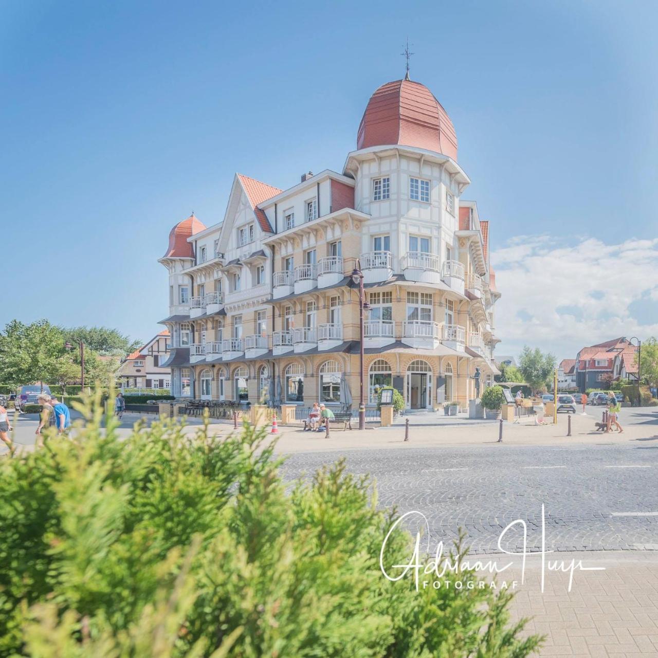 Grand Hotel Belle Vue De Haan Exterior foto